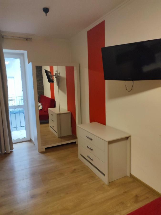 Apartment In The Center Of Краков Экстерьер фото