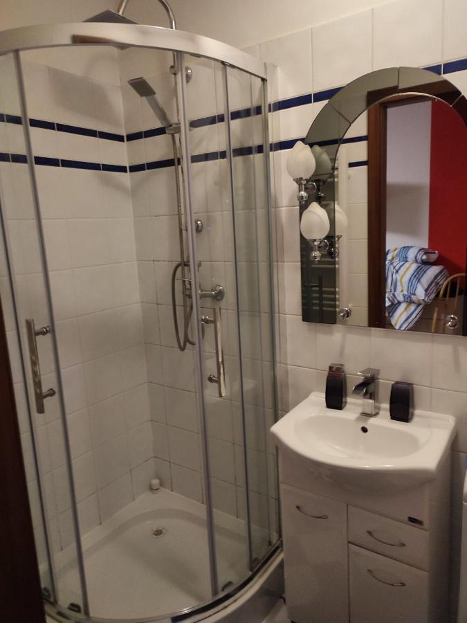 Apartment In The Center Of Краков Экстерьер фото